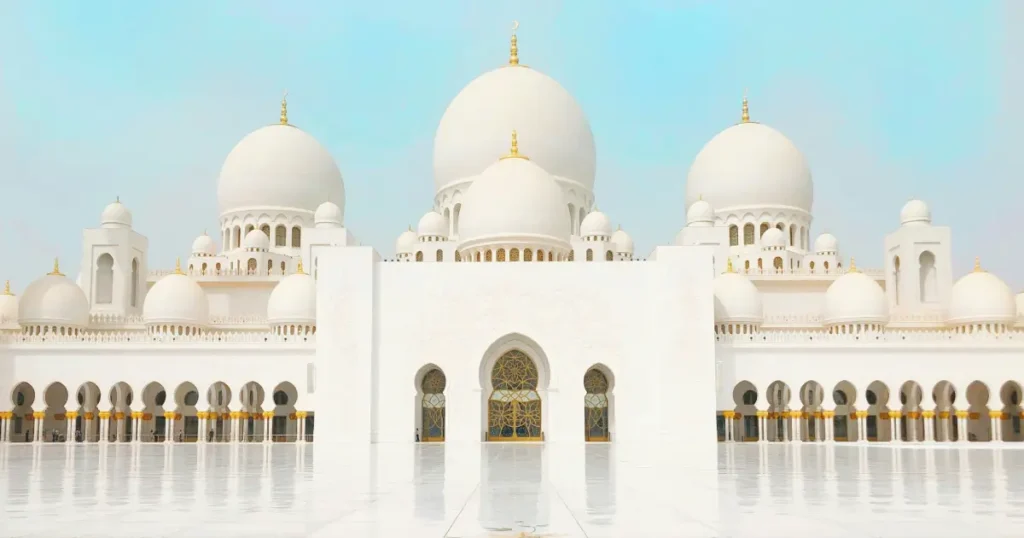 Vše o ABU DHABI (ABÚ ZABÍ) – Historie, Kultura a Fungováním Emirátu Abu Dhabi město historie emirátu