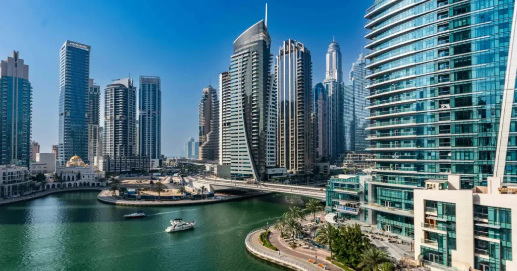 Lokality v Dubaji - Dubai Marina - Kompletní průvodce